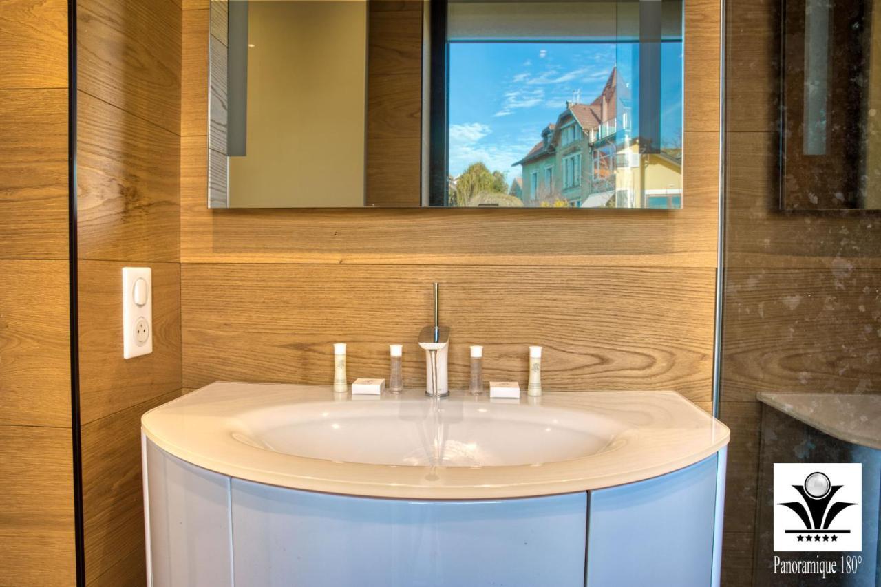 Panoramique 180 Lac Et Montagne Et Nid Secret Spa Romantique Annecy Luaran gambar
